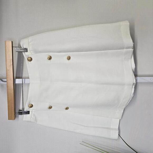 Pants - Vintage White‎ Women's Casual Skorts with Gold Button Detail 14